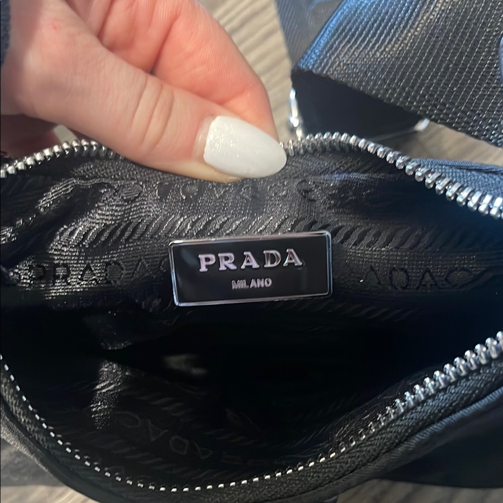 Black Nylon Shoulder Bag - Picture 5 of 7